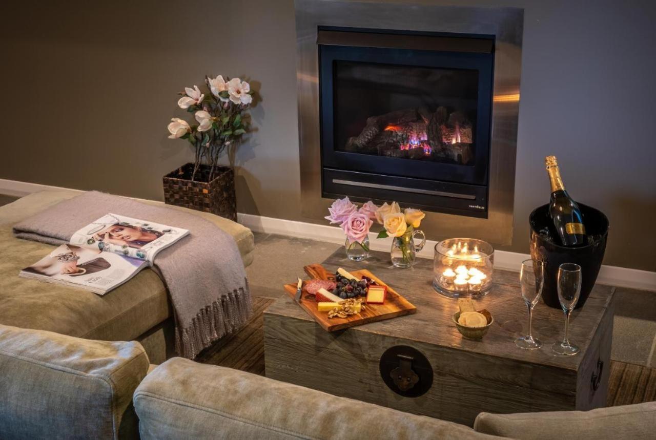 Woodhouse Mountain Lodge Уоркворт Экстерьер фото